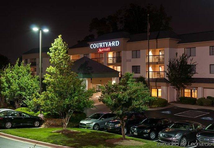 Courtyard By Marriott Charlotte Lake Norman Huntersville Exterior photo